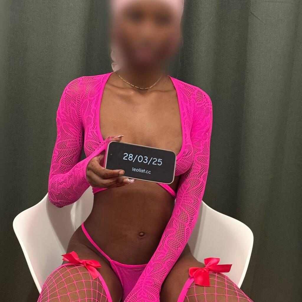
                        Brownie
                     is Female Escorts. | Quebec City | Quebec | Canada | canadapleasure.com 