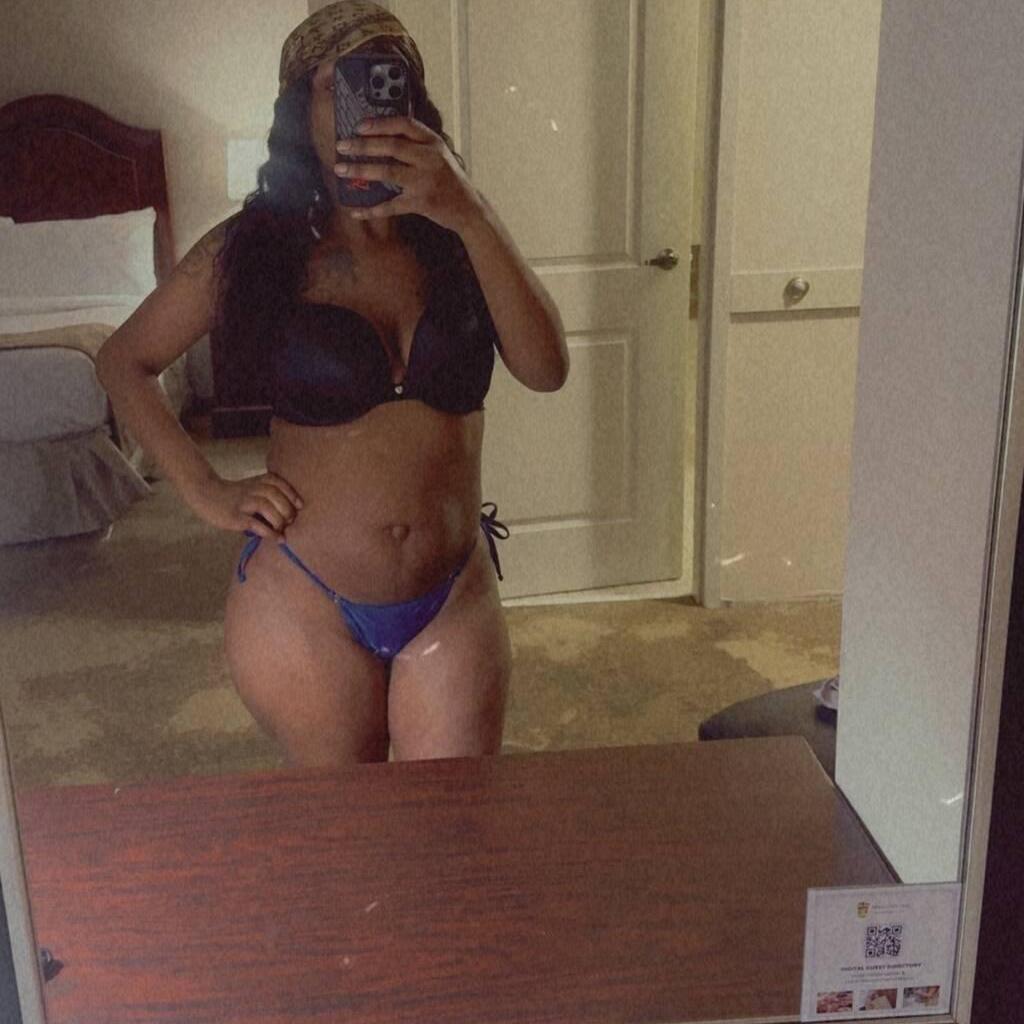 
                        Mercedes
                     is Female Escorts. | Toronto | Ontario | Canada | canadapleasure.com 