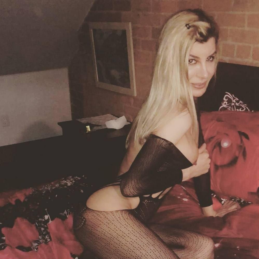 
                        Lola biggest tool
                     is Female Escorts. | Kingston | Ontario | Canada | canadapleasure.com 