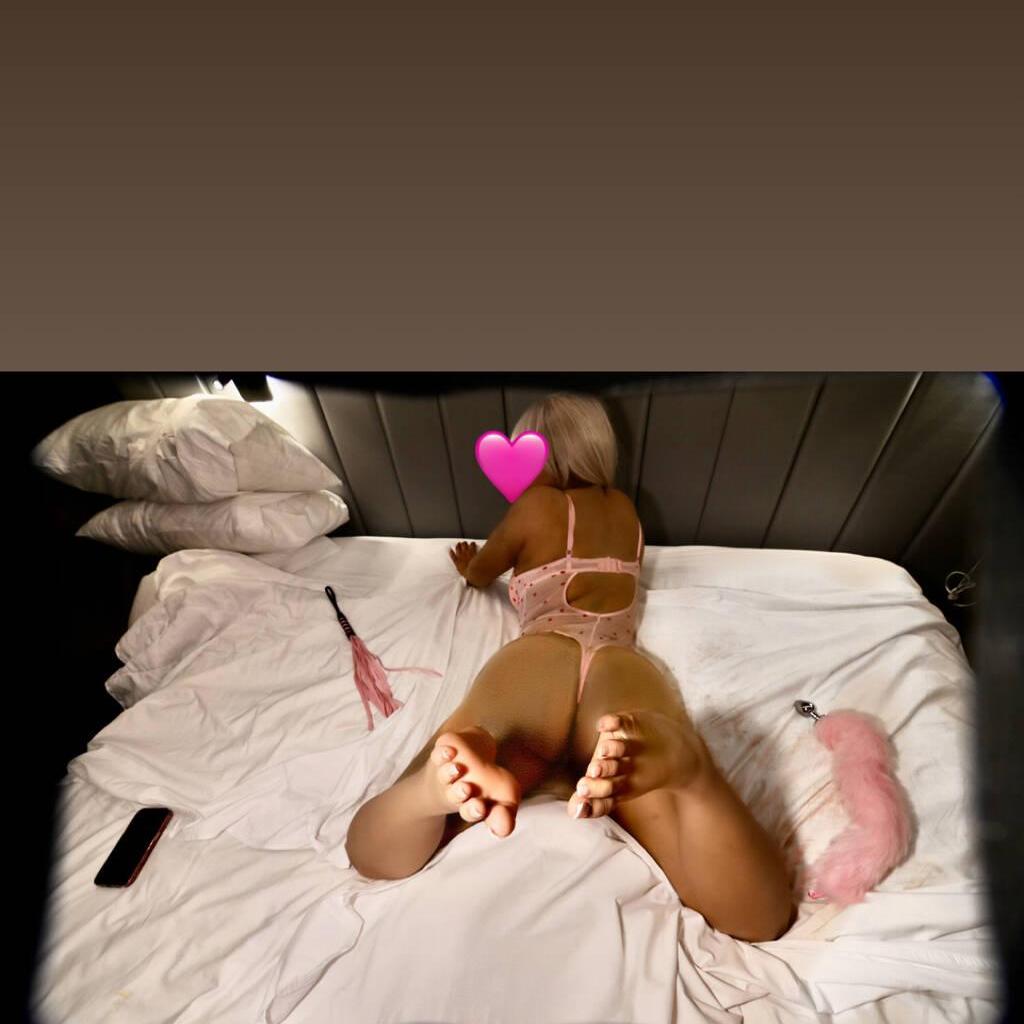 
                        Yomi Kawasaki
                     is Female Escorts. | Calgary | Alberta | Canada | canadapleasure.com 