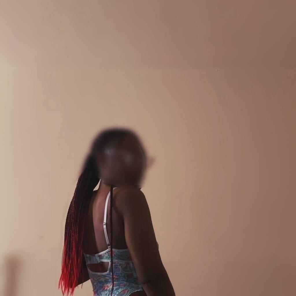 
                        Sierra London
                     is Female Escorts. | Kitchener | Ontario | Canada | canadapleasure.com 