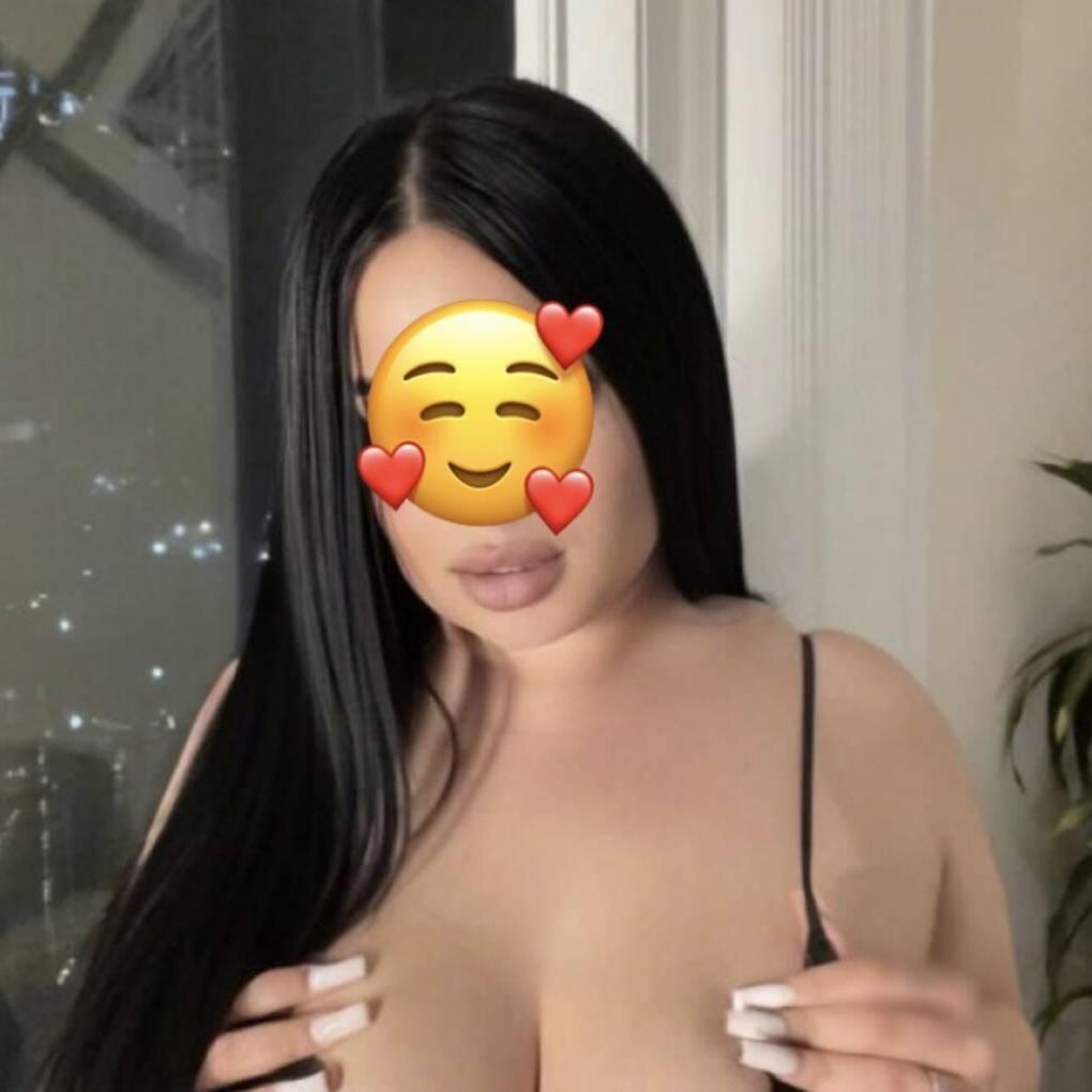 
                        Julianna
                     is Female Escorts. | Quebec City | Quebec | Canada | canadapleasure.com 