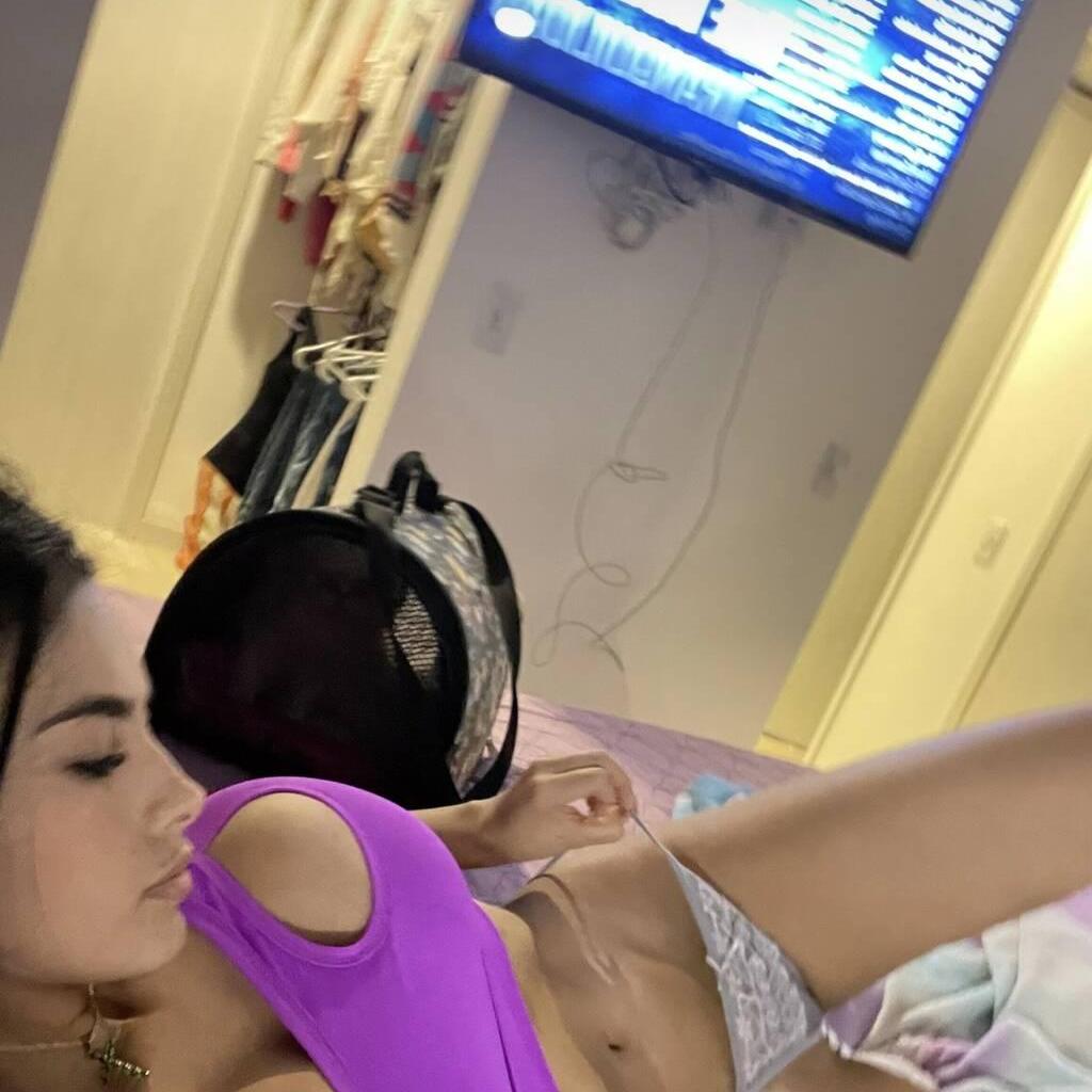 
                        Ana
                     is Female Escorts. | Vancouver | British Columbia | Canada | canadapleasure.com 