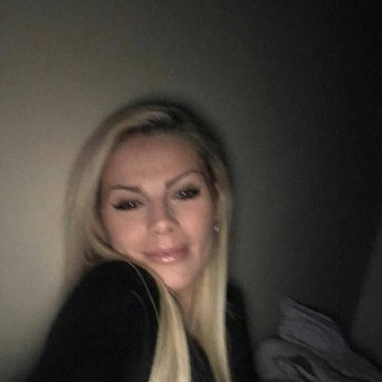 
                        Taylor
                     is Female Escorts. | Calgary | Alberta | Canada | canadapleasure.com 