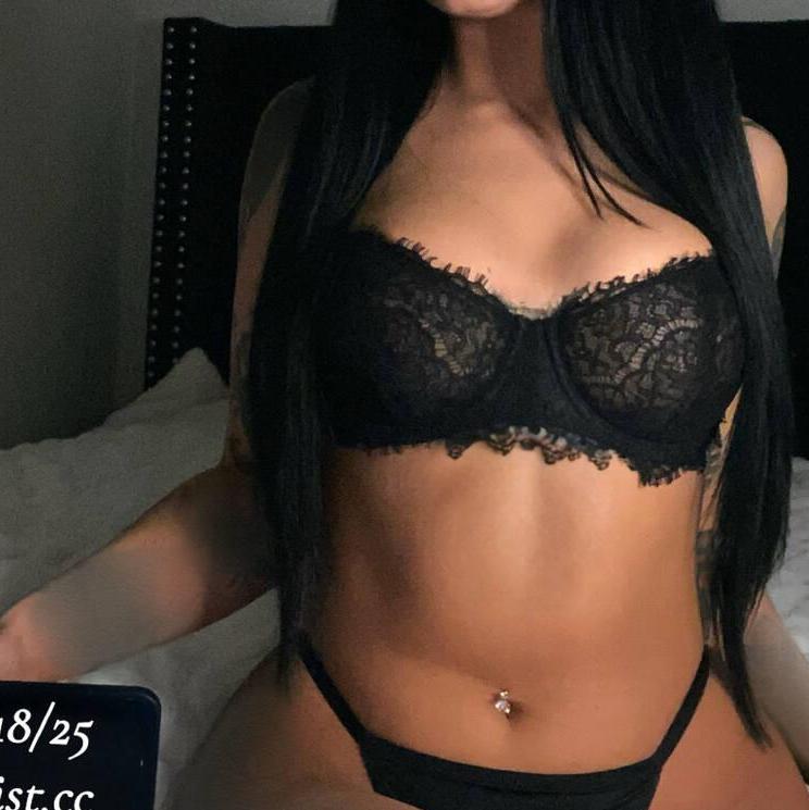 
                        Renee
                     is Female Escorts. | Nanaimo | British Columbia | Canada | canadapleasure.com 