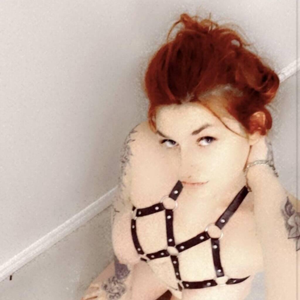 
                        Chloe
                     is Female Escorts. | Hamilton | Ontario | Canada | canadapleasure.com 