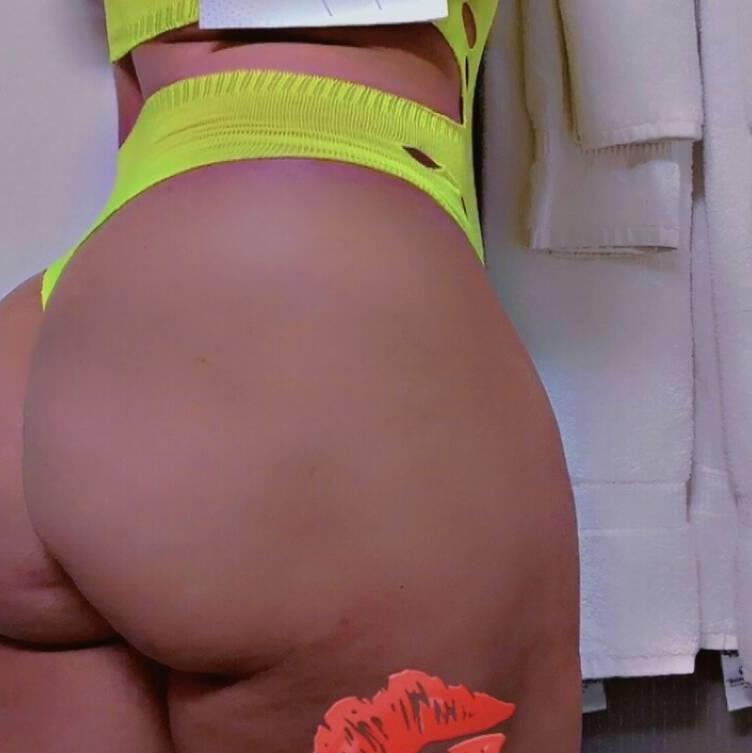 
                        Janelle(Cash Accepted)
                     is Female Escorts. | Moncton | New Brunswick | Canada | canadapleasure.com 