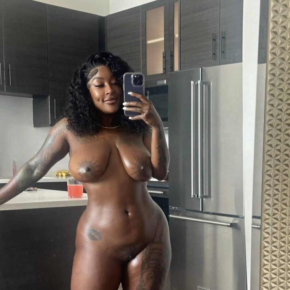 
                        Kayla
                     is Female Escorts. | Quebec City | Quebec | Canada | canadapleasure.com 