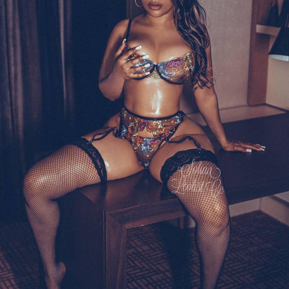 
                        Solina
                     is Female Escorts. | Chatham | Ontario | Canada | canadapleasure.com 