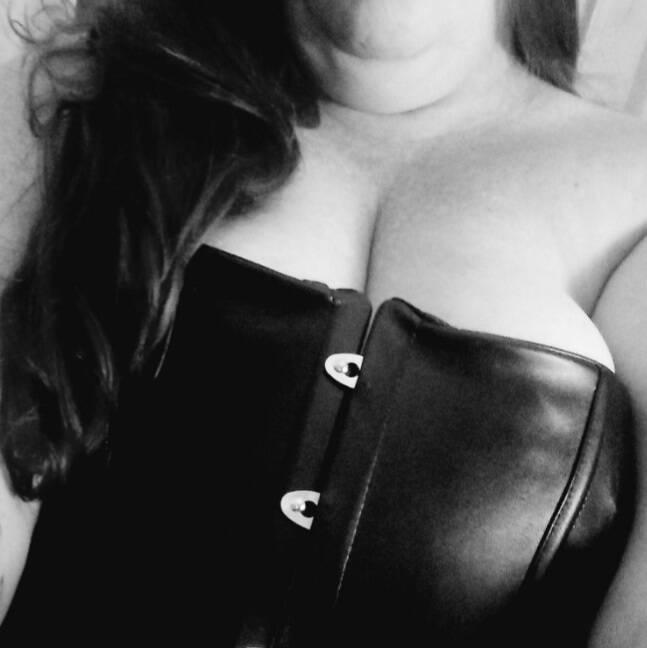 
                        JANE
                     is Female Escorts. | Kingston | Ontario | Canada | canadapleasure.com 