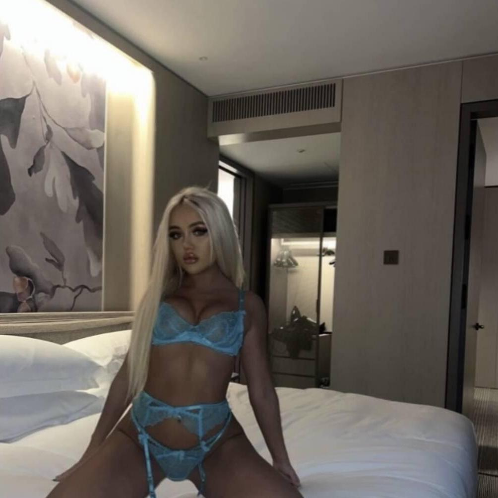 
                        Chelsea
                     is Female Escorts. | Toronto | Ontario | Canada | canadapleasure.com 