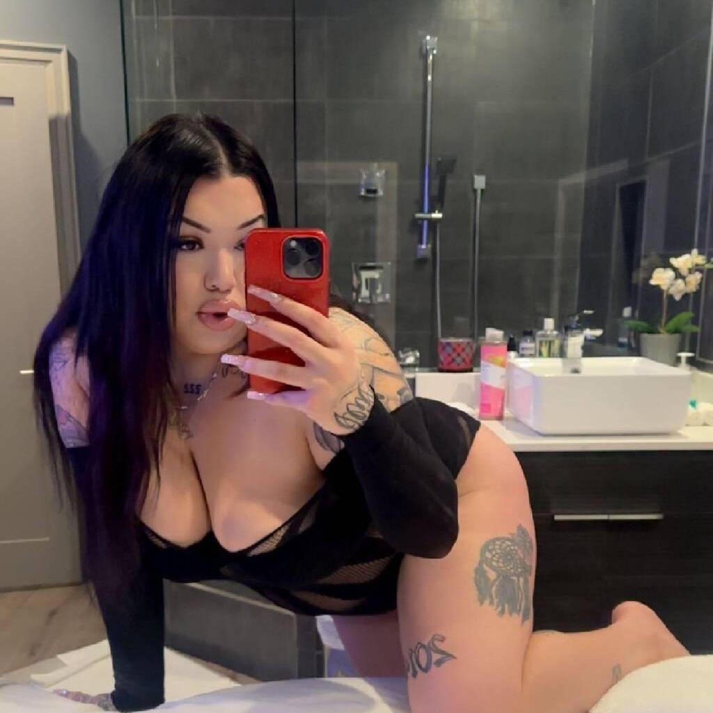 
                        Starr
                     is Female Escorts. | Sudbury | Ontario | Canada | canadapleasure.com 