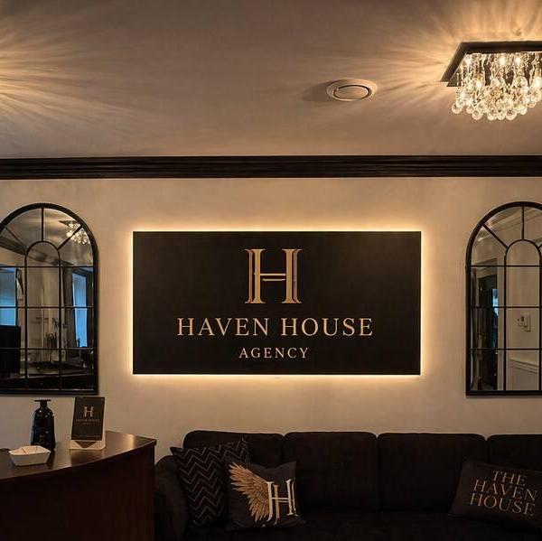 
                        Haven
                     is Female Escorts. | Regina | Saskatchewan | Canada | canadapleasure.com 