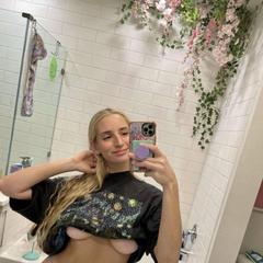 
                        Charlotte
                     is Female Escorts. | St. John | New Brunswick | Canada | canadapleasure.com 