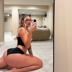 Lily is Female Escorts. | Toronto | Ontario | Canada | canadapleasure.com 