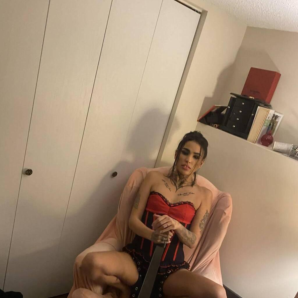 
                        Wren
                     is Female Escorts. | Grande Prairie | Alberta | Canada | canadapleasure.com 