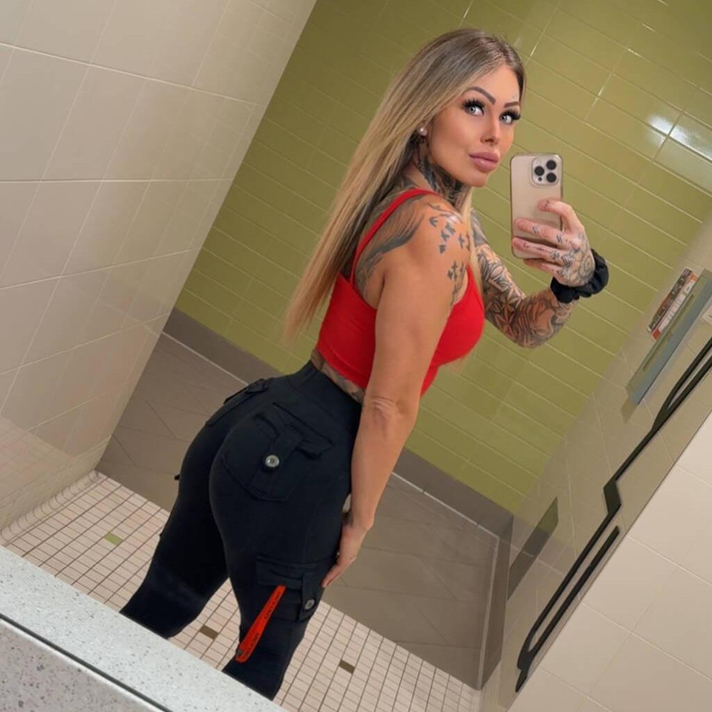 
                        Lexii luvv
                     is Female Escorts. | Comox Balley | British Columbia | Canada | canadapleasure.com 