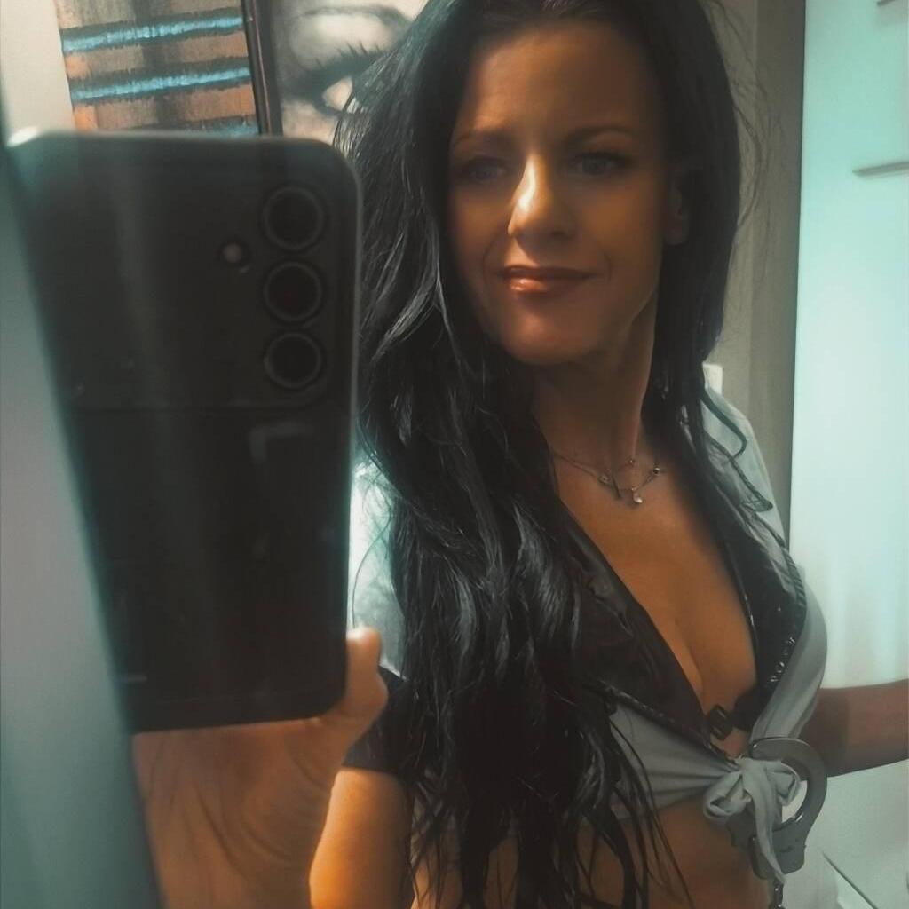 
                        Jemma
                     is Female Escorts. | Niagara | Ontario | Canada | canadapleasure.com 
