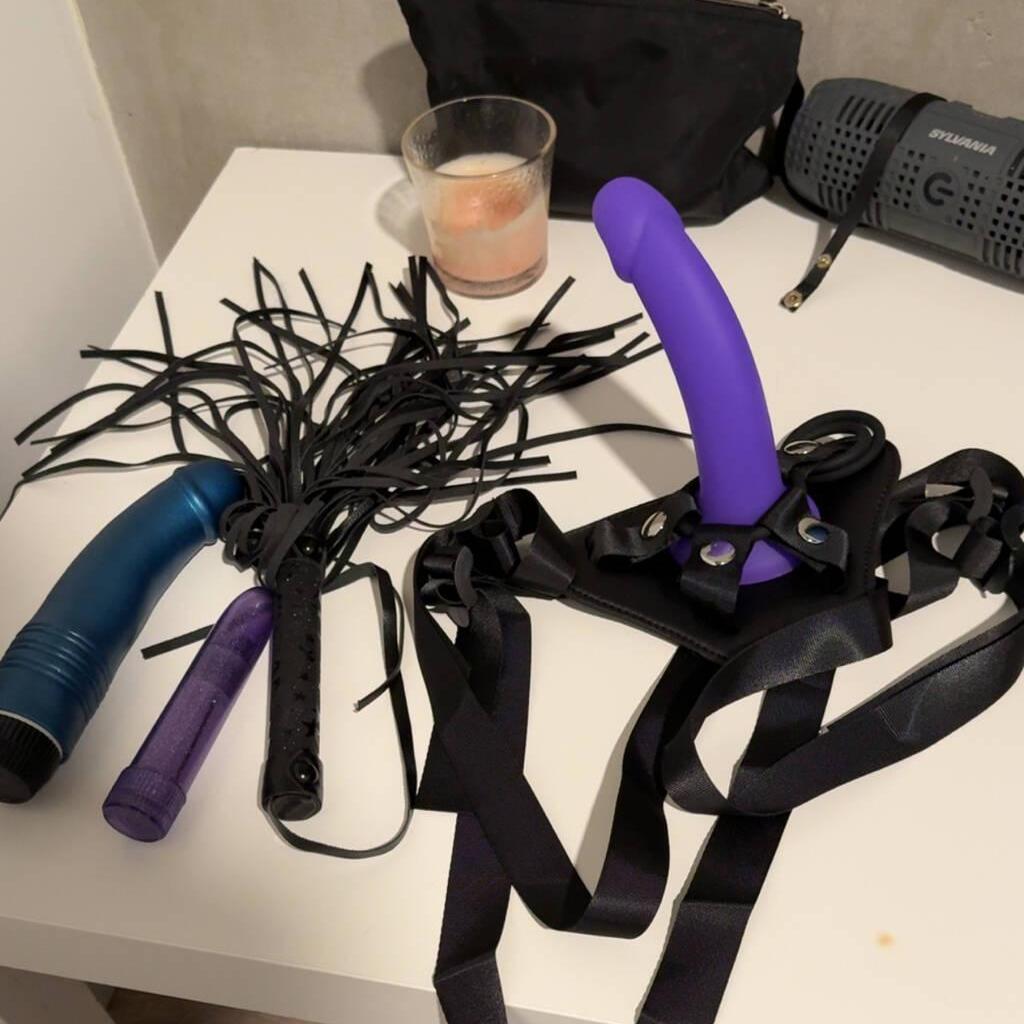 
                        isabella.xo
                     is Female Escorts. | Toronto | Ontario | Canada | canadapleasure.com 