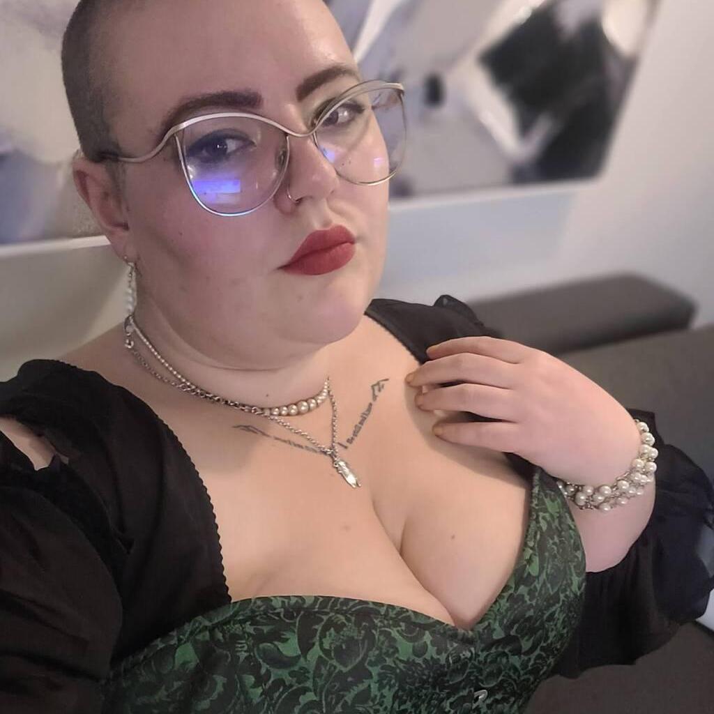 
                        Clara Limon
                     is Female Escorts. | Kamloops | British Columbia | Canada | canadapleasure.com 