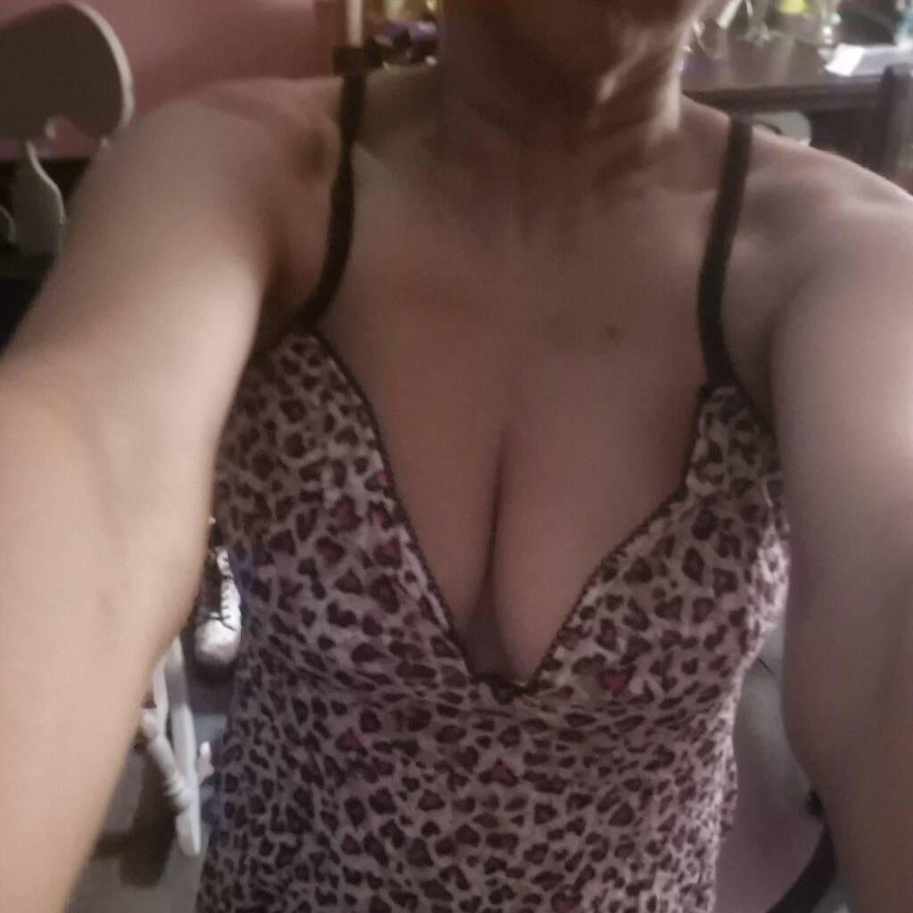 
                        Juicy Jenna
                     is Female Escorts. | Kitchener | Ontario | Canada | canadapleasure.com 