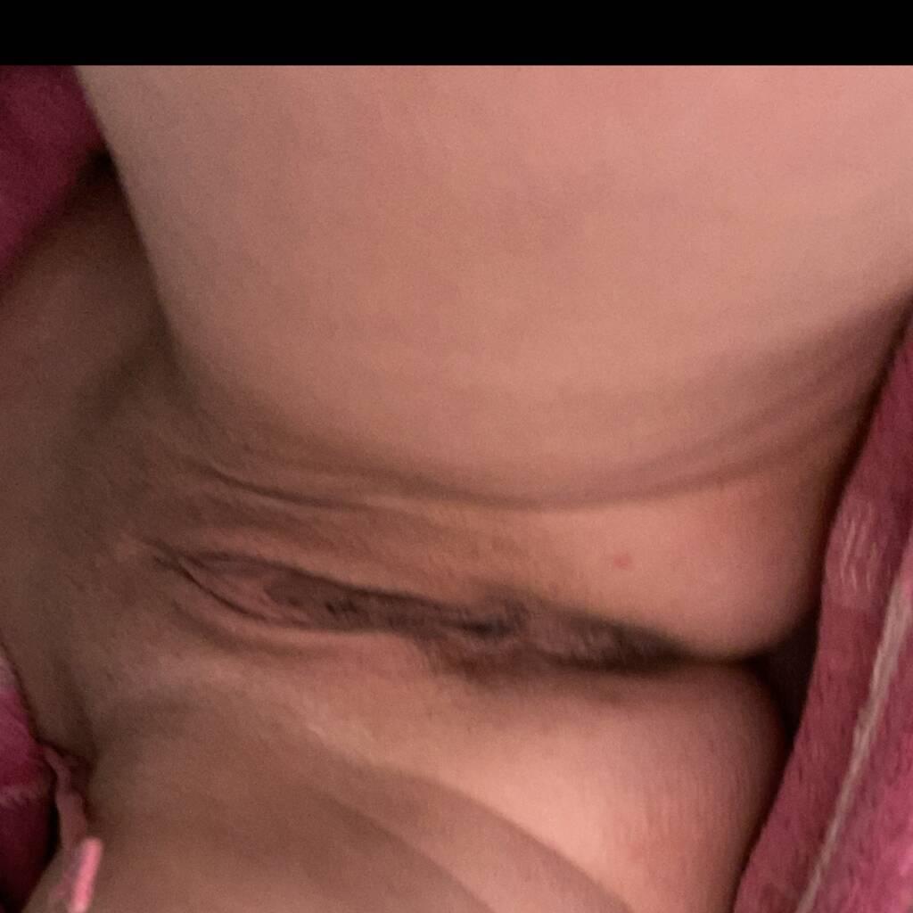 
                        Ally
                     is Female Escorts. | Toronto | Ontario | Canada | canadapleasure.com 