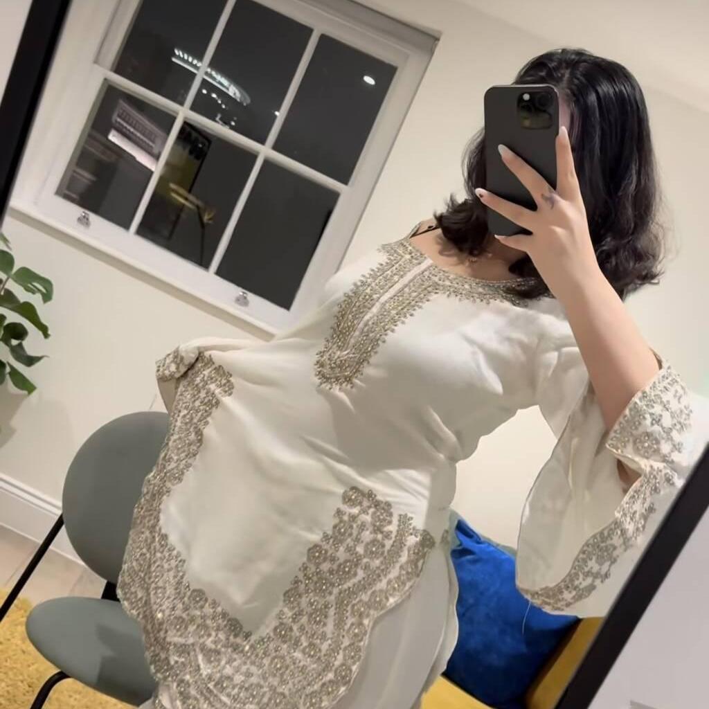 
                        Zoya
                     is Female Escorts. | windsor | Ontario | Canada | canadapleasure.com 