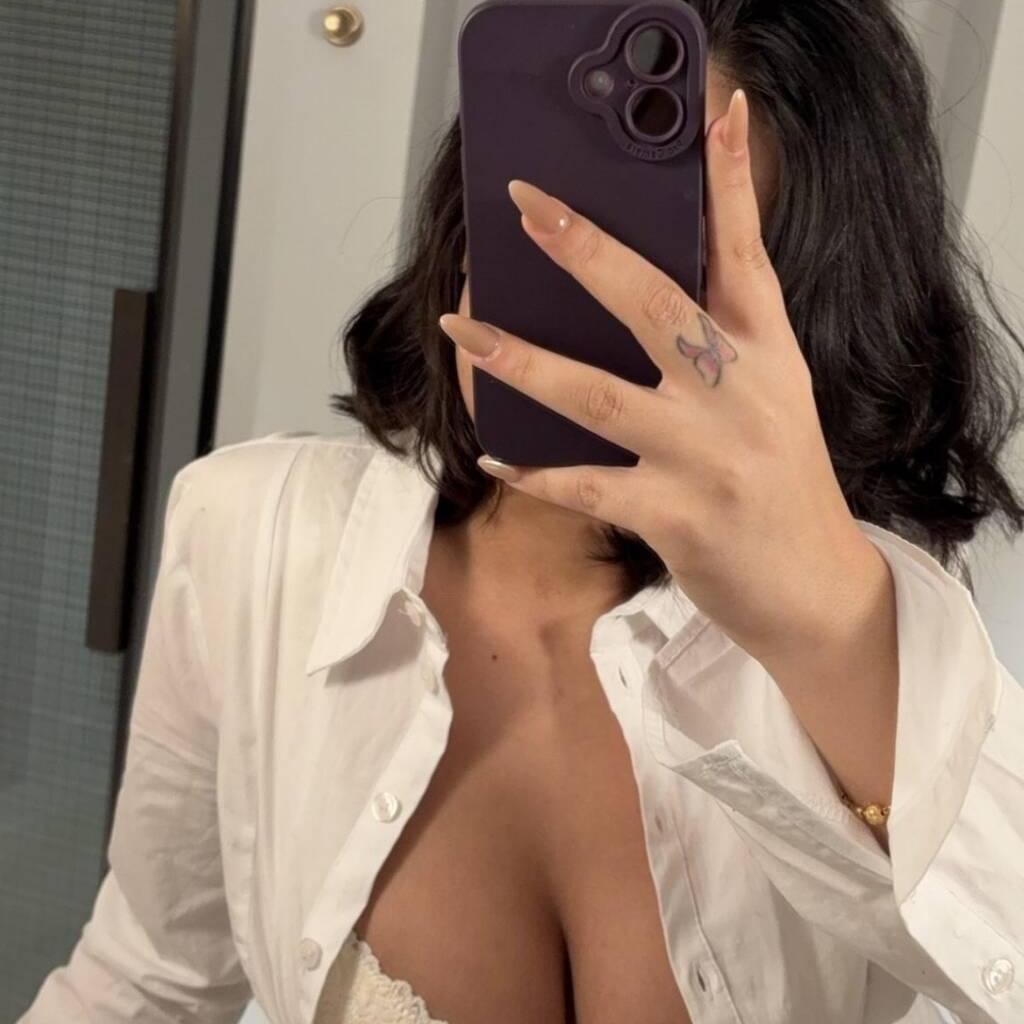 
                        Zoya
                     is Female Escorts. | windsor | Ontario | Canada | canadapleasure.com 