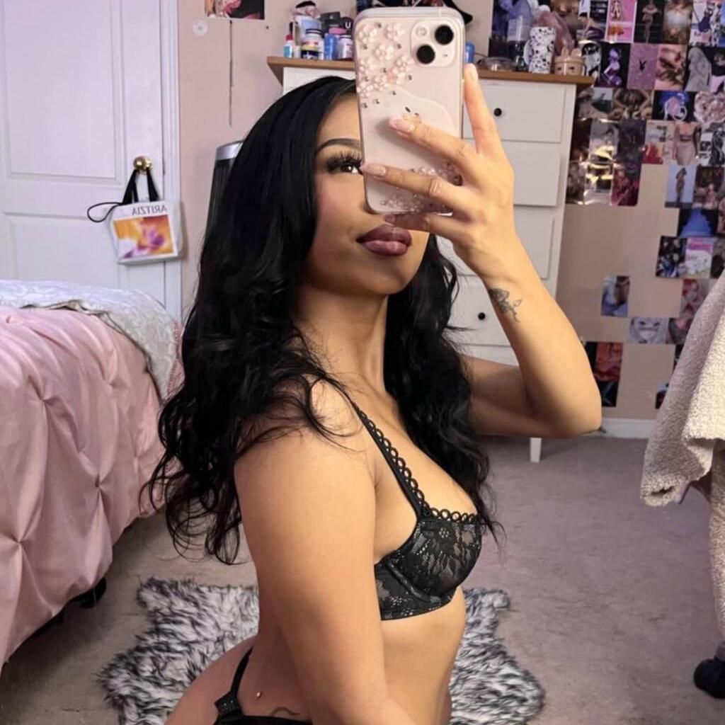 
                        Linda
                     is Female Escorts. | Hamilton | Ontario | Canada | canadapleasure.com 