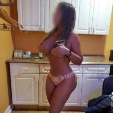 
                        Amanda
                     is Female Escorts. | windsor | Ontario | Canada | canadapleasure.com 