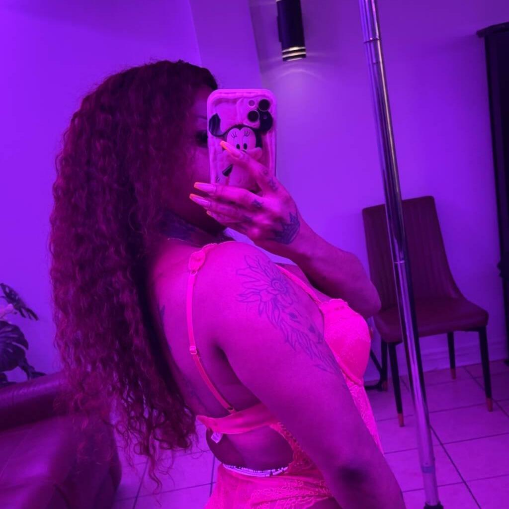 
                        Sasha
                     is Female Escorts. | Trois Rivieres | Quebec | Canada | canadapleasure.com 