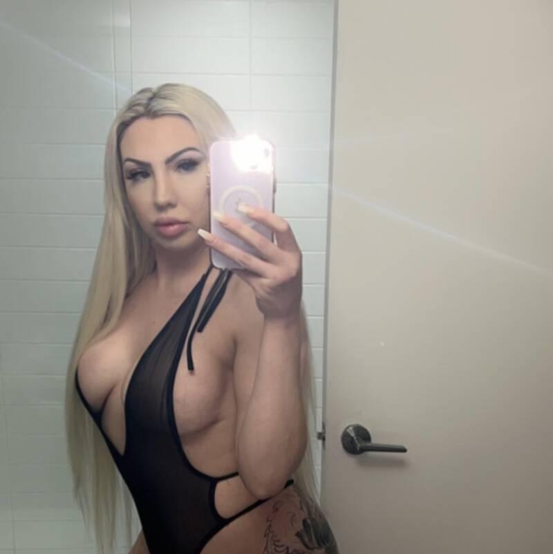 
                        Valentina
                     is Female Escorts. | Toronto | Ontario | Canada | canadapleasure.com 