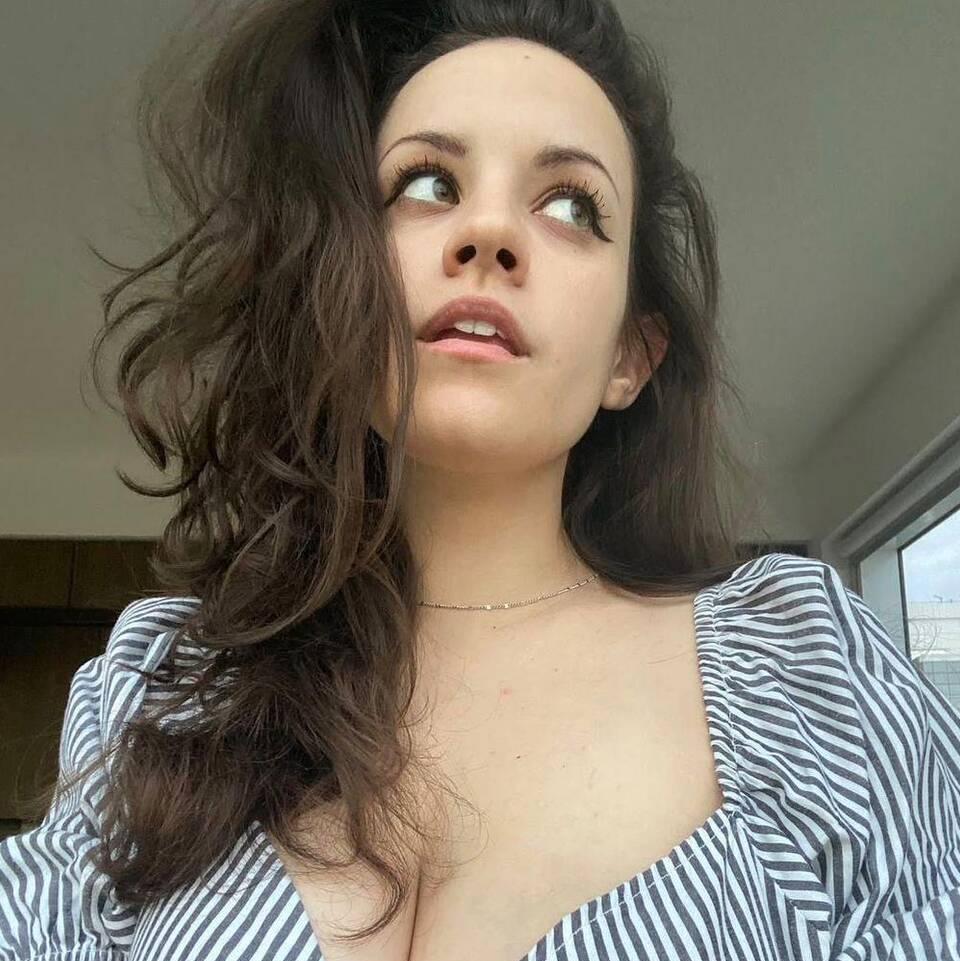 
                        Jenna
                     is Female Escorts. | Cariboo | British Columbia | Canada | canadapleasure.com 
