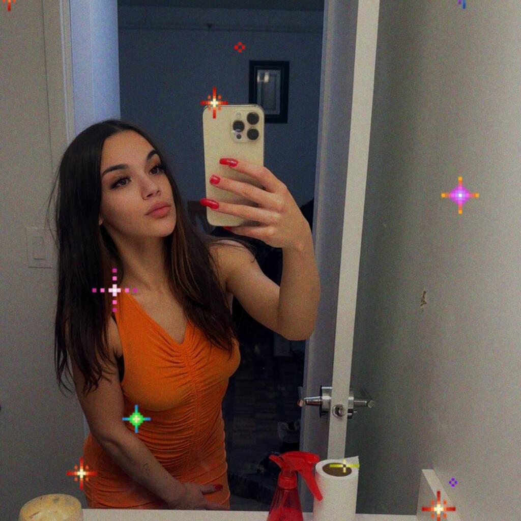 
                        Rosa
                     is Female Escorts. | Niagara | Ontario | Canada | canadapleasure.com 