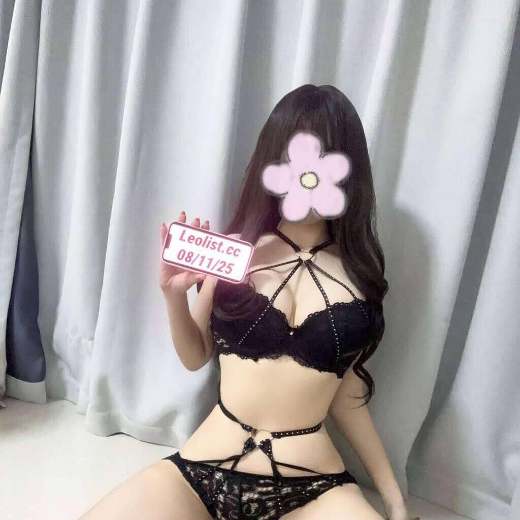 
                        Lulu
                     is Female Escorts. | Toronto | Ontario | Canada | canadapleasure.com 