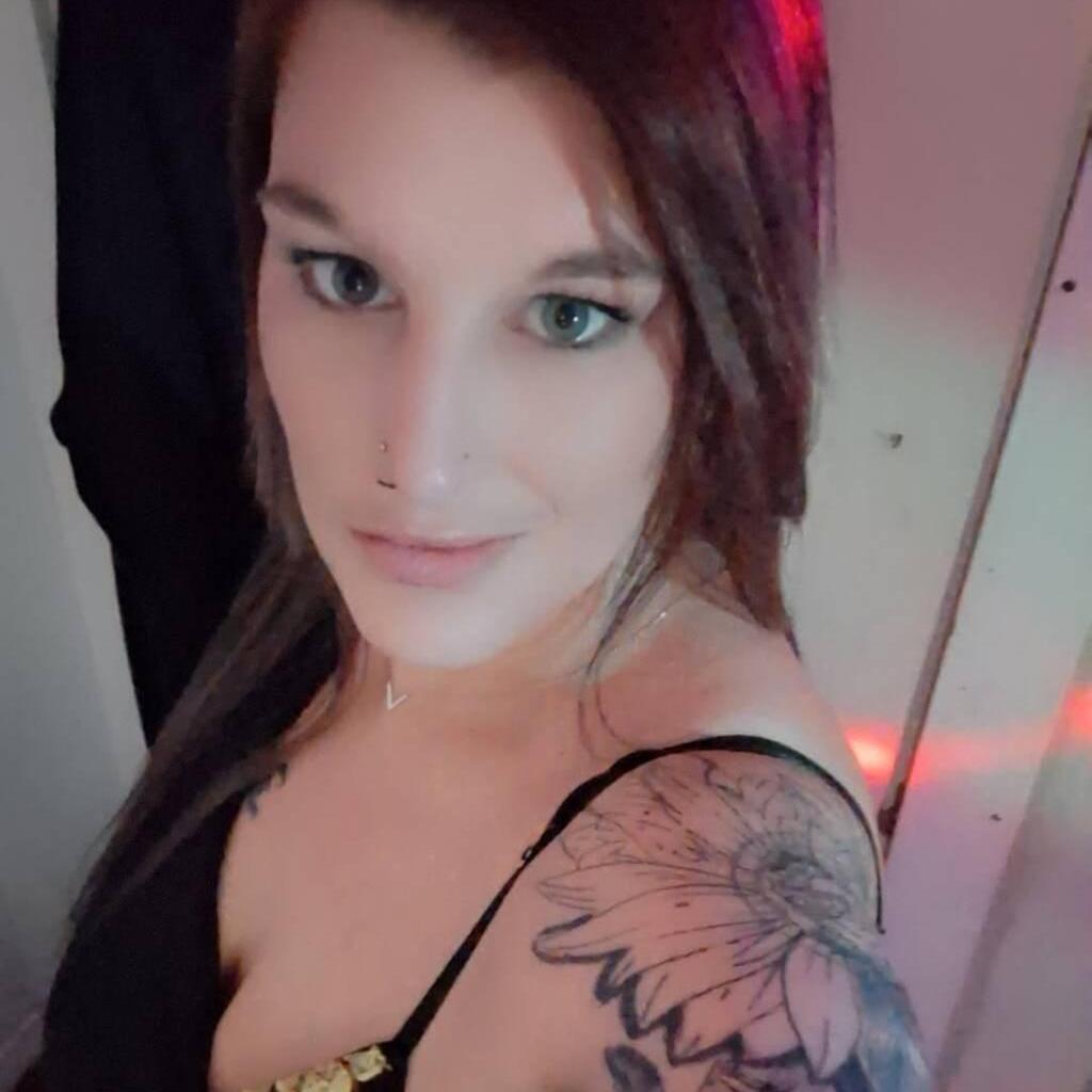 
                        Saralynn 6-5-5-9-7-3-6
                     is Female Escorts. | Moncton | New Brunswick | Canada | canadapleasure.com 