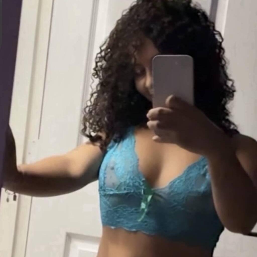 
                        Leyla
                     is Female Escorts. | Quebec City | Quebec | Canada | canadapleasure.com 