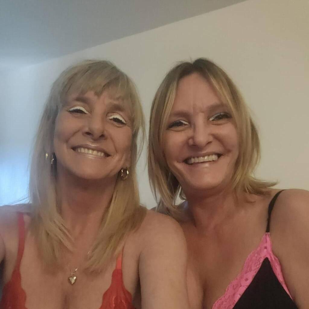 
                        Duo avec ma soeur air cli
                     is Female Escorts. | Montreal | Quebec | Canada | canadapleasure.com 