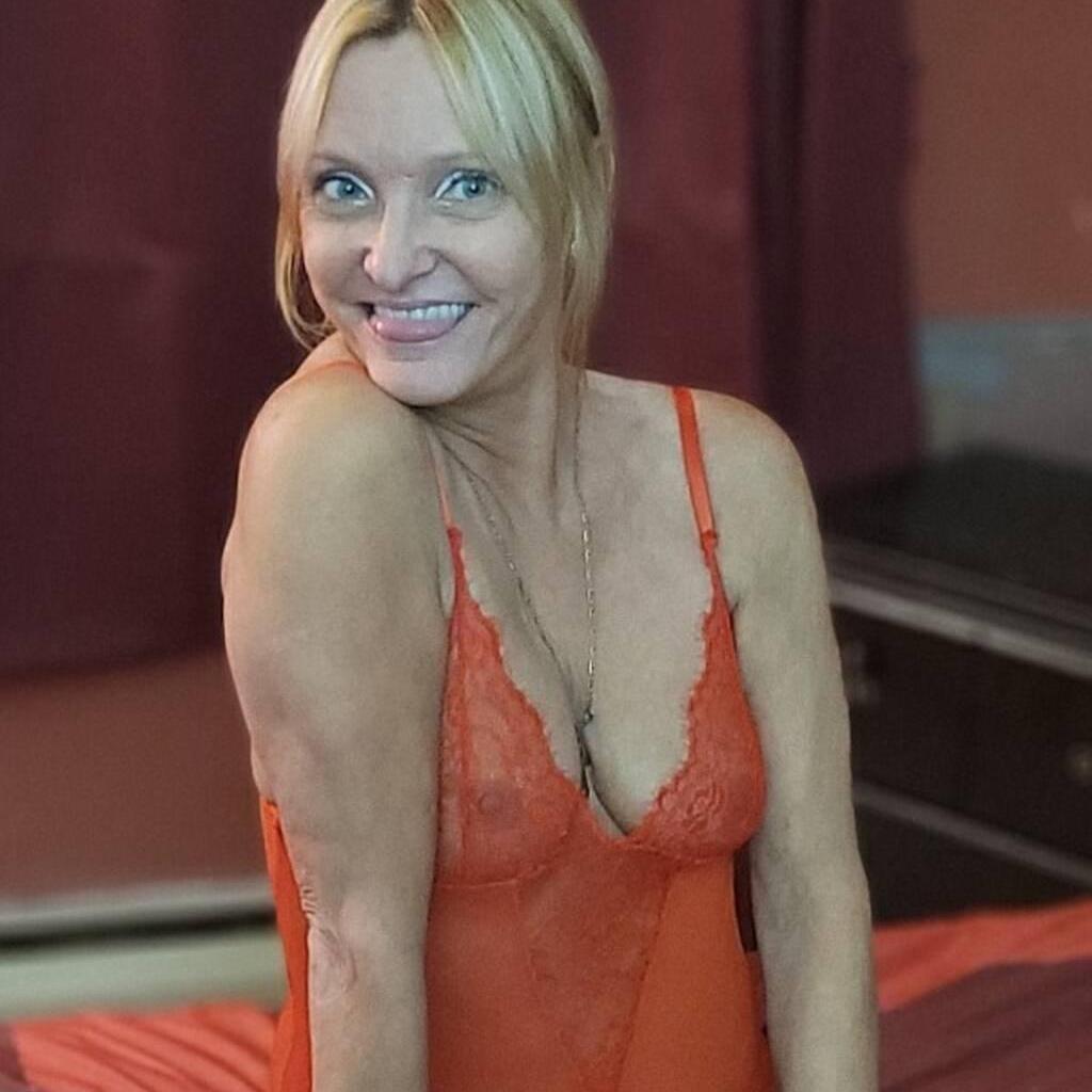 
                        Duo avec ma soeur air cli
                     is Female Escorts. | Montreal | Quebec | Canada | canadapleasure.com 