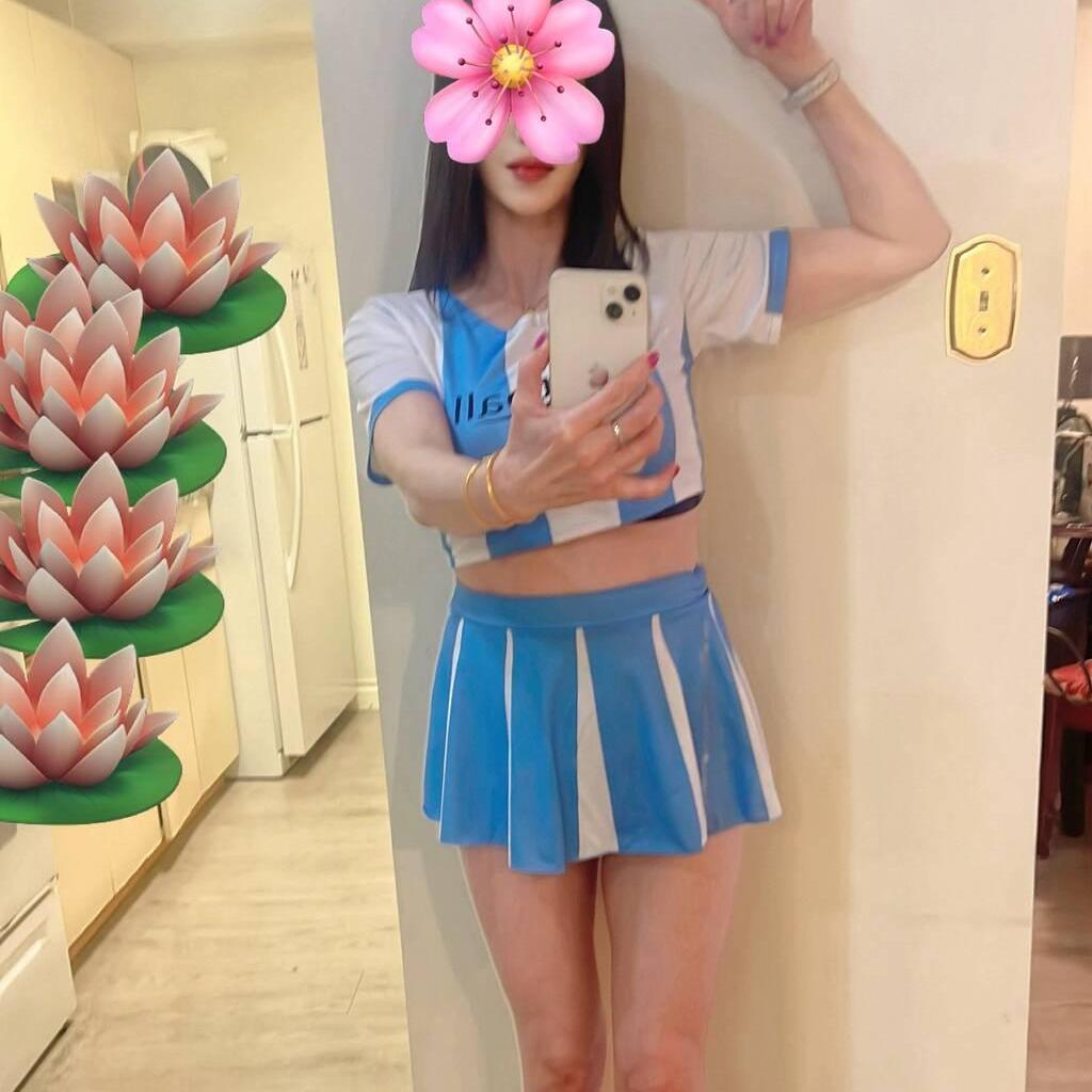 
                        Helen
                     is Female Escorts. | Calgary | Alberta | Canada | canadapleasure.com 