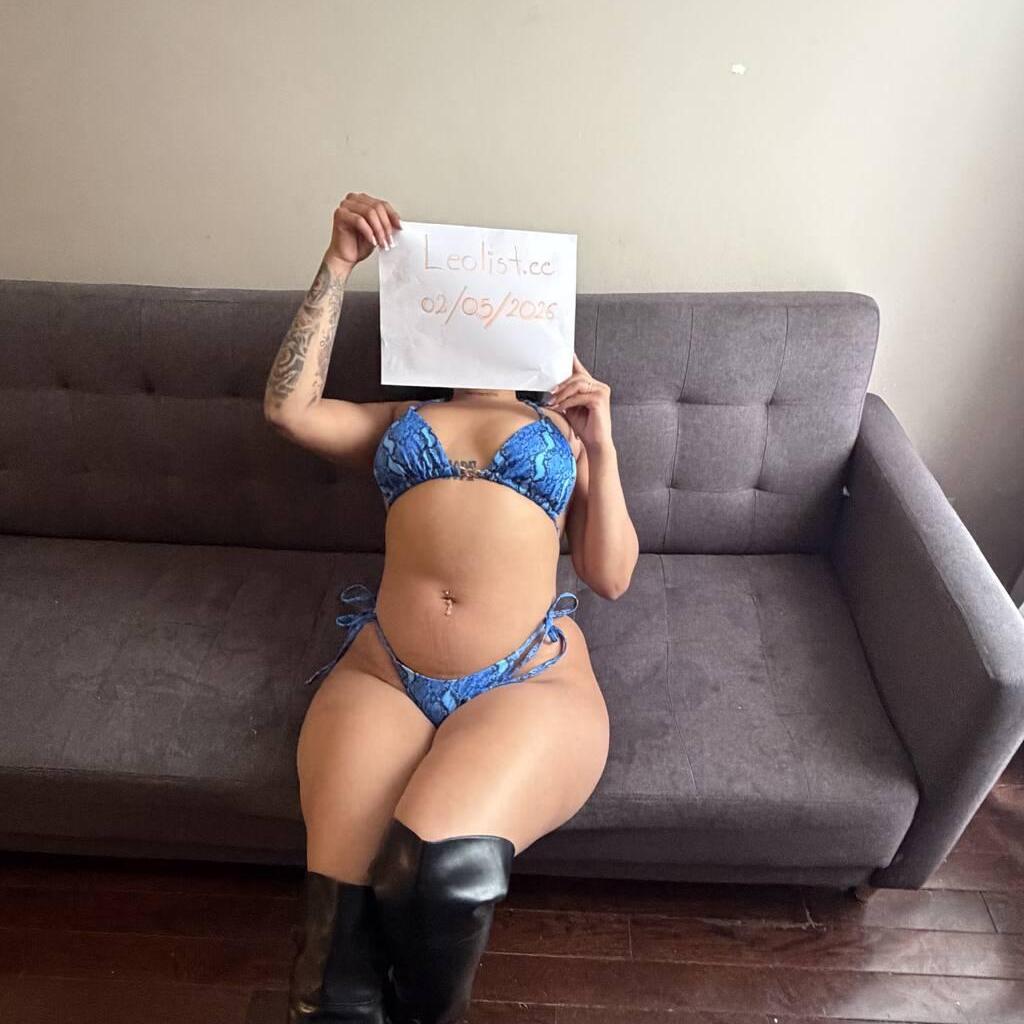 
                        Perla
                     is Female Escorts. | Quebec City | Quebec | Canada | canadapleasure.com 