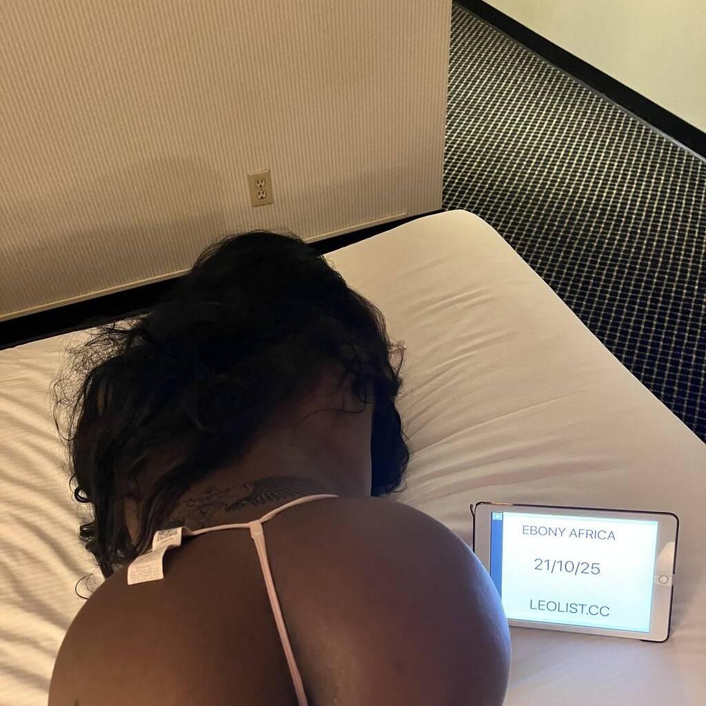 
                        QUEEN ISIS
                     is Female Escorts. | Toronto | Ontario | Canada | canadapleasure.com 