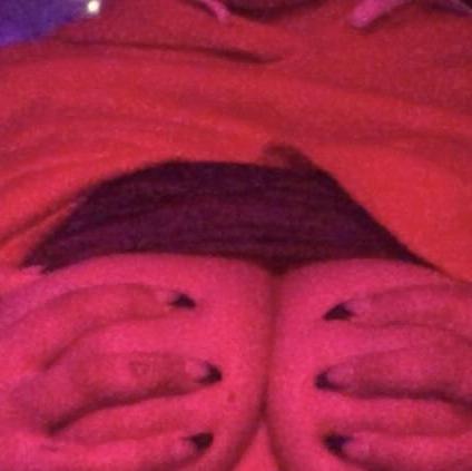 
                        Star
                     is Female Escorts. | Kitchener | Ontario | Canada | canadapleasure.com 