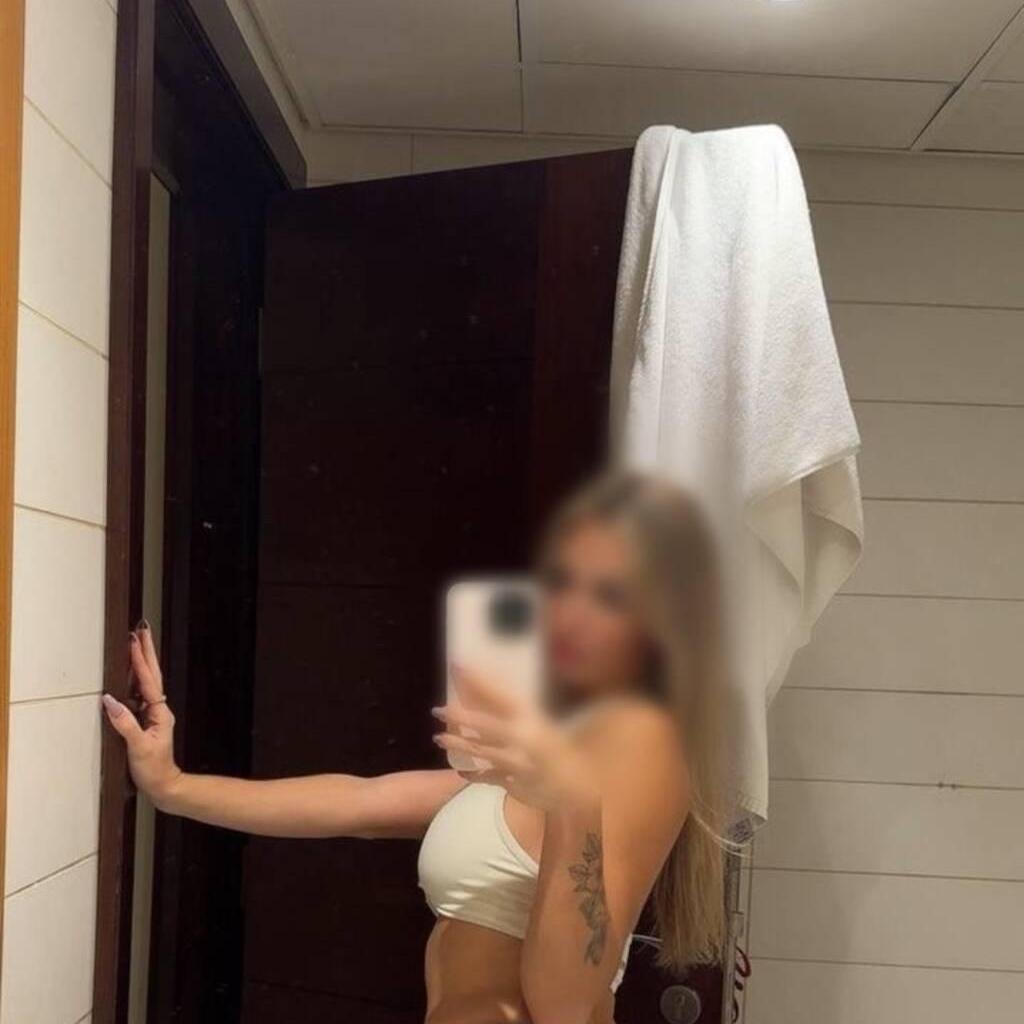 
                        scarlett
                     is Female Escorts. | Calgary | Alberta | Canada | canadapleasure.com 