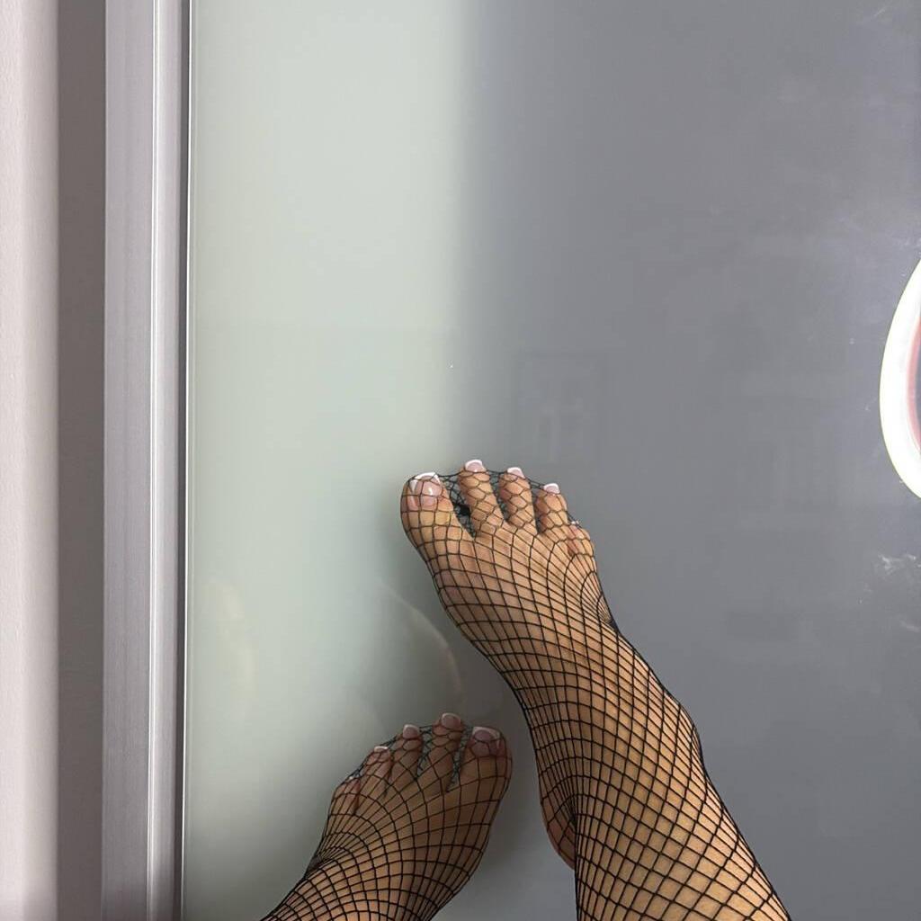 
                        Mia
                     is Female Escorts. | Toronto | Ontario | Canada | canadapleasure.com 