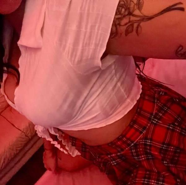 
                        Thalia and Bella
                     is Female Escorts. | Toronto | Ontario | Canada | canadapleasure.com 