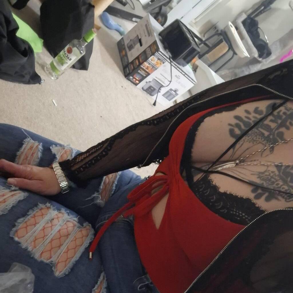 
                        Molly, Cherry or Whatever
                     is Female Escorts. | Calgary | Alberta | Canada | canadapleasure.com 