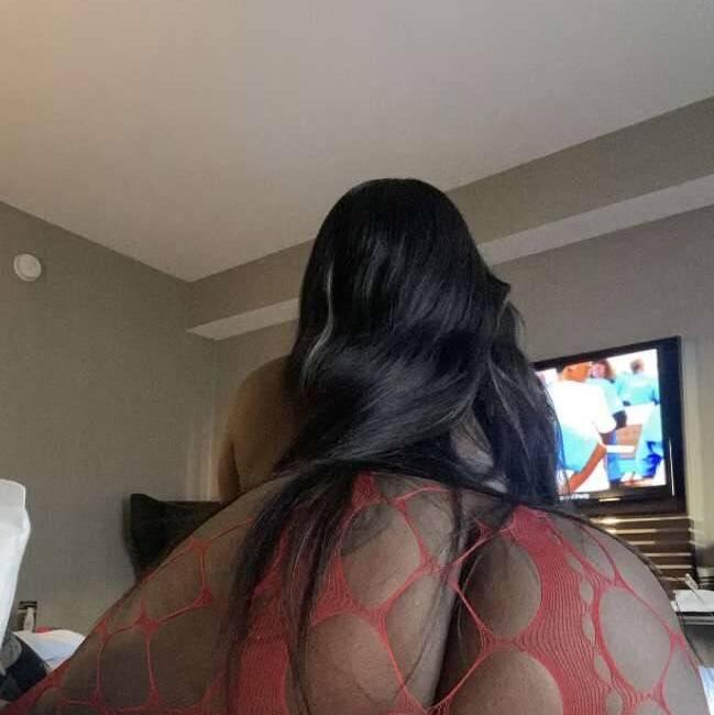 
                        cherry
                     is Female Escorts. | Montreal | Quebec | Canada | canadapleasure.com 