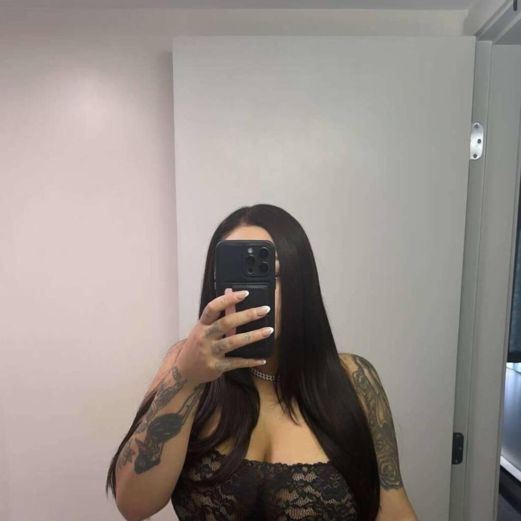 
                        KELLY DTOWN
                     is Female Escorts. | Vancouver | British Columbia | Canada | canadapleasure.com 