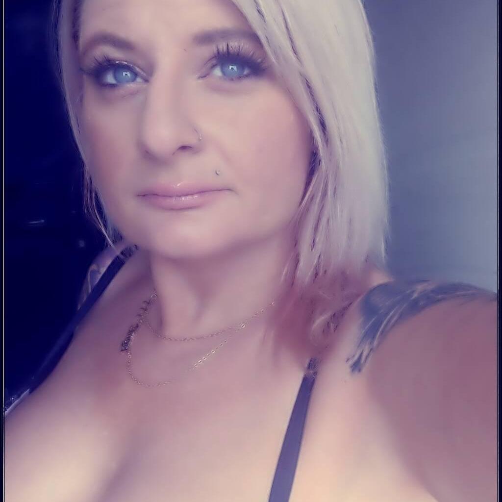 
                        Jewel
                     is Female Escorts. | Sarnia | Ontario | Canada | canadapleasure.com 